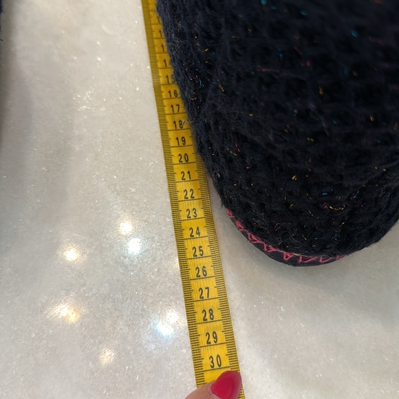 NWOT Totes Faux Fur House Slippers - Picture 5 of 5